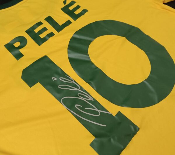 Jersey de Pelé con autógrafo - Image 3
